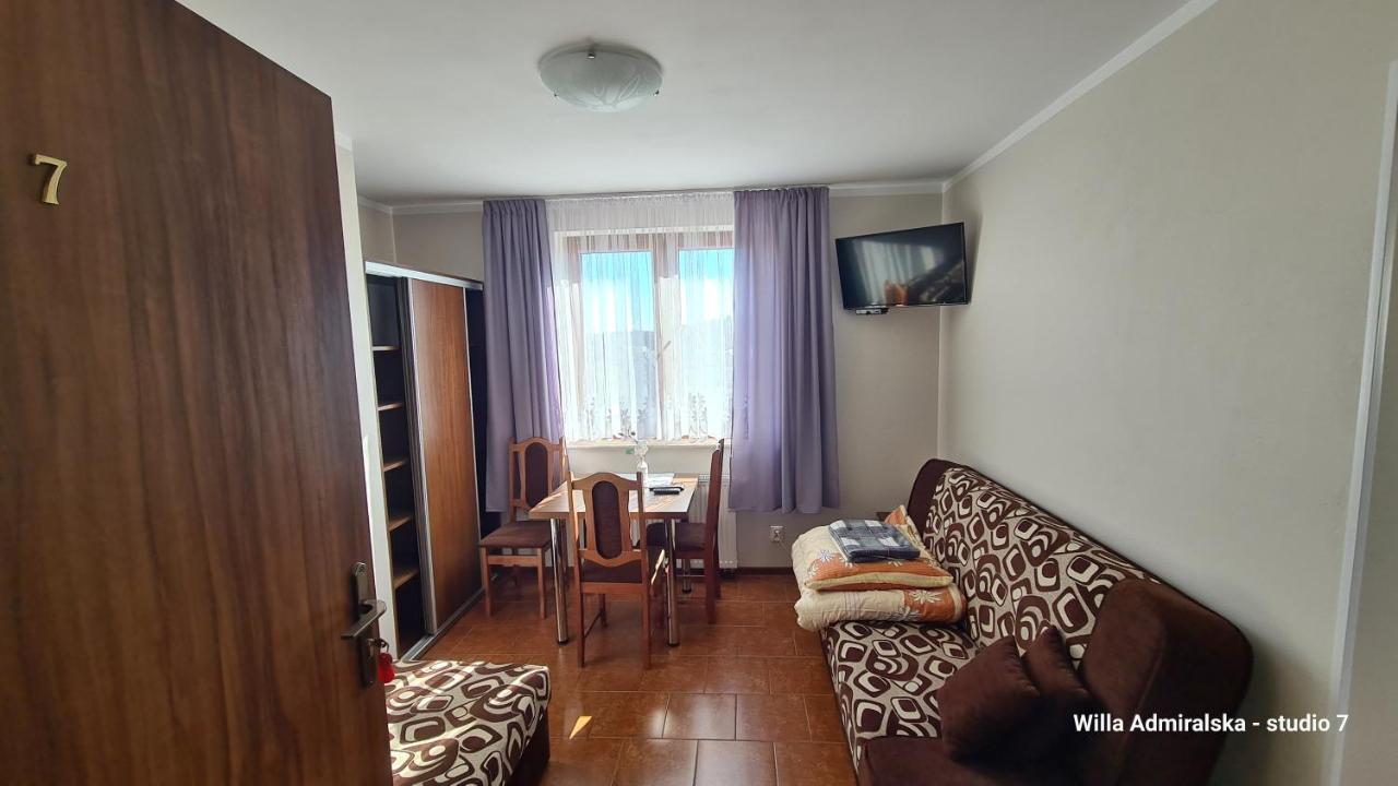 Willa Admiralska Jarosławiec Exteriör bild